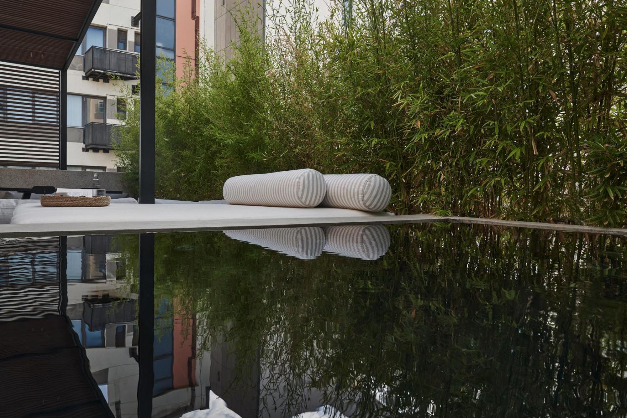 The Newel Psychiko Hotel Athens Exterior photo The reflecting pool